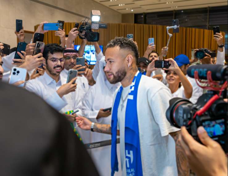 من وصول نيمار