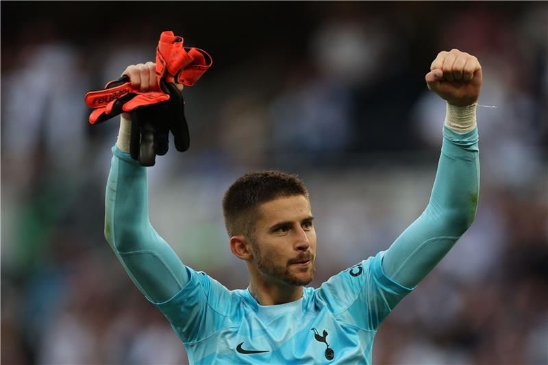 جولييلمو فيكاريو