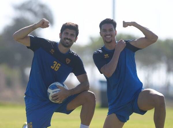 جانب من الصفقات