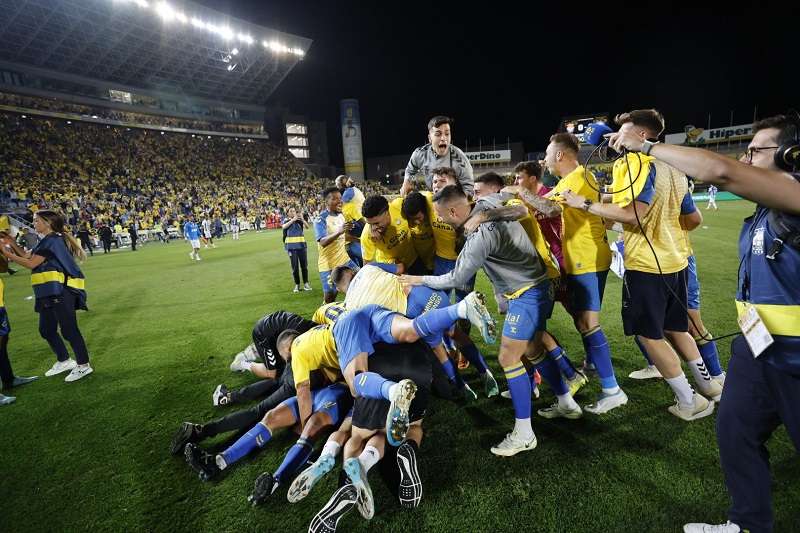 لاعبو لاس بالماس