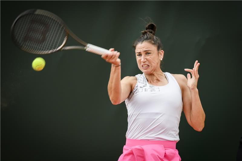 سارة سوريبيس