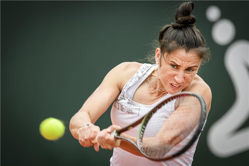 سارة سوريبيس