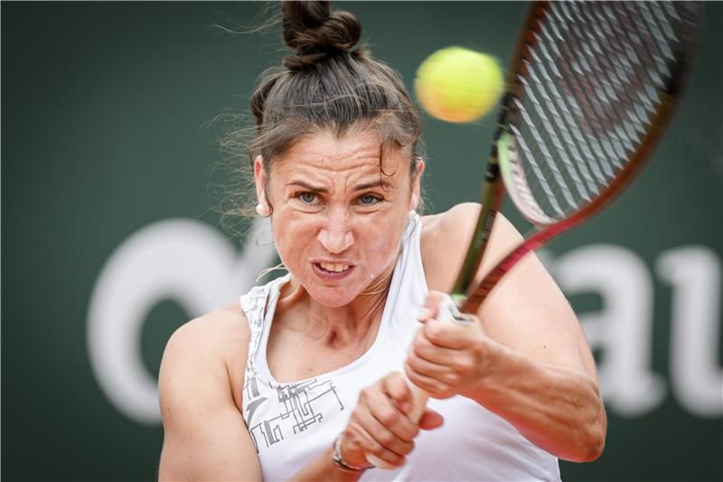 سارة سوريبيس