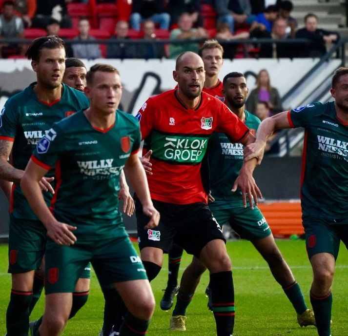 من المواجهة