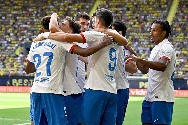 لاعبو برشلونة