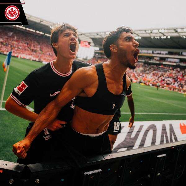 احتفال عمرمرموش