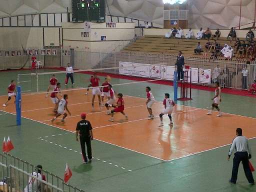 من مباراة البحرين والإمارات