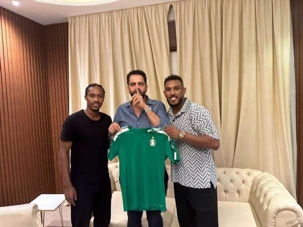 سند الورفلي