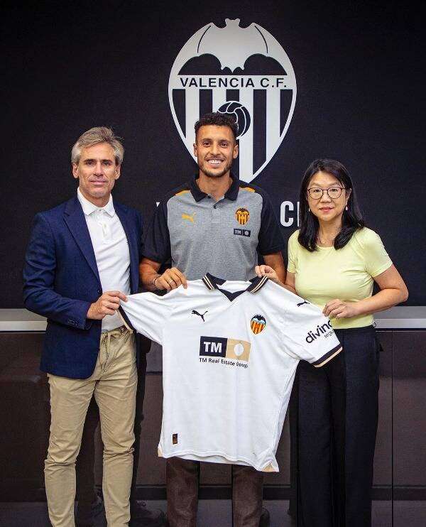 جانب من تقديم أملاح