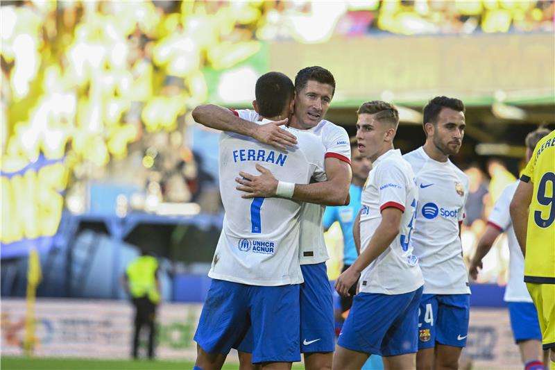 لاعبو برشلونة