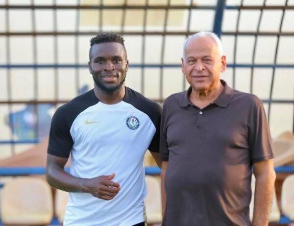 فرج عامر مع إيمانويل