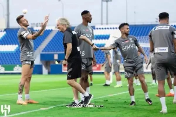 ?i=mhmed_aziz%2fjanuary%2f1%2f1%2f2019_january_koo_1%2fibrahim_samir_koo_%2ff44anxpwcaagd5s