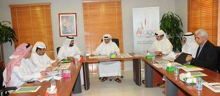 جانب من الاجتماع الذي تم امس بين اللجنة التنفيذية و قناة ابوظبي الرياضية