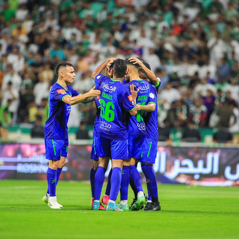 F5Ctx0xWUAABPje_800x800