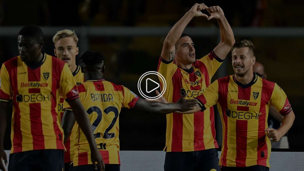 فرحة لاعبي ليتشي