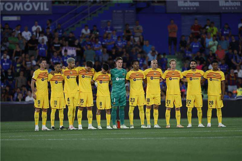 لاعبو برشلونة