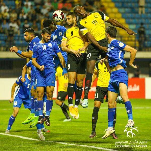 من لقاءات الرمثا في الدوري