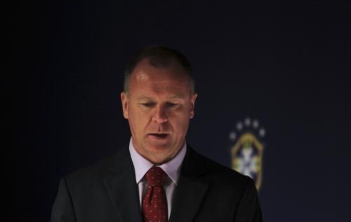 2011-08-18t153241z_01_rjo04_rtridsp_3_soccer_reuters