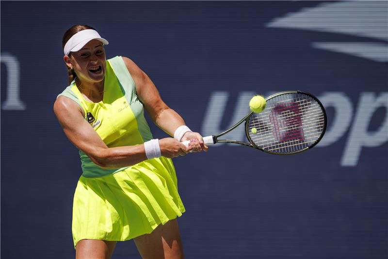 يلينا أوستابينكو