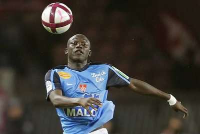 عثمان كوليبالي لاعب فريق بريست