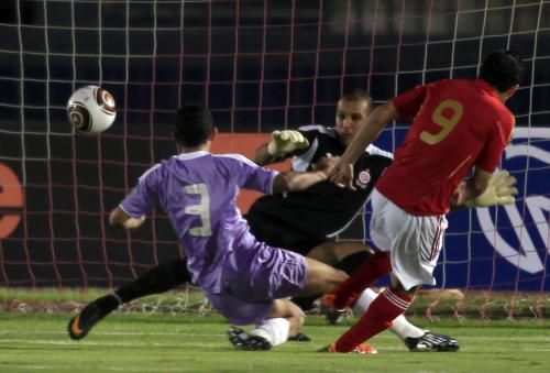 الأهلي المصري تعادل مع الوداد المغربي فحافظ على حظوظه في التأهل للمربع الذهبي 