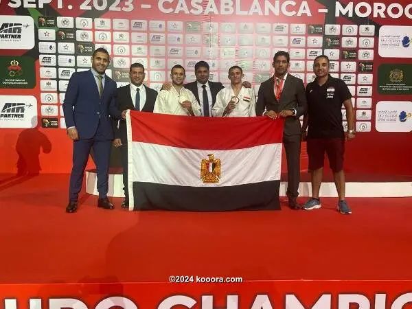 ?i=corr%2f477%2fkoo_477185