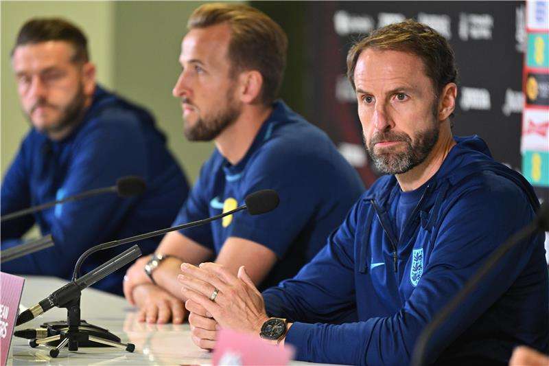 ساوثجيت وهاري كين