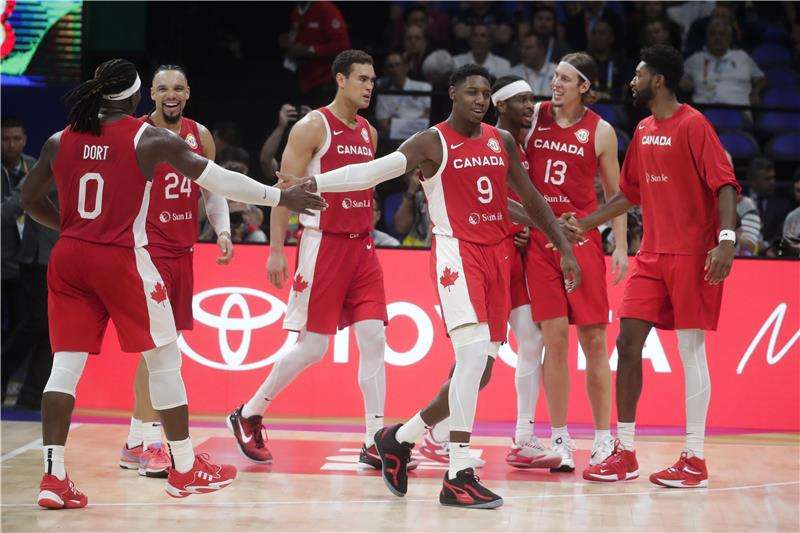 لاعبو منتخب كندا