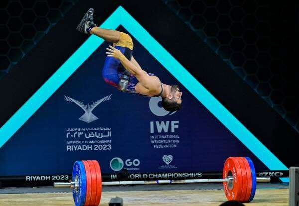 من المنافسات