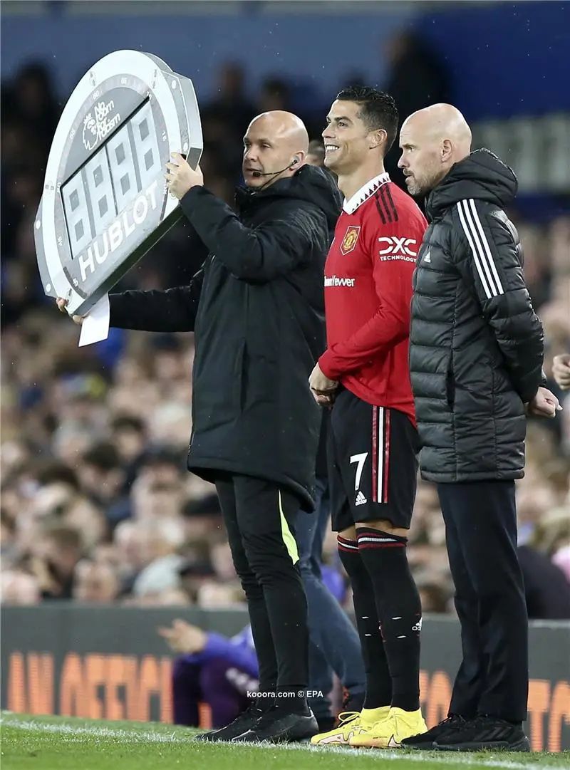 ?i=epa%2fsoccer%2f2022-10%2f2022-10-09%2f2022-10-09-10233386_epa