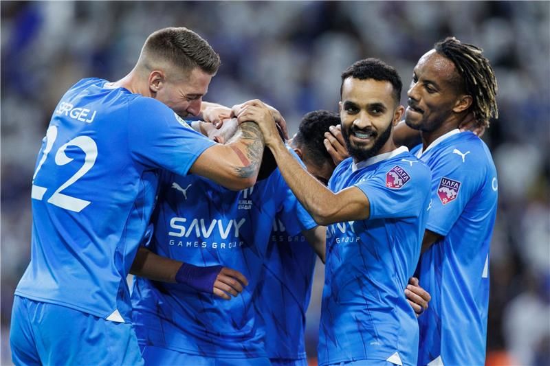 لاعبو الهلال