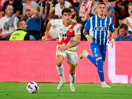 من اللقاء (نقلًا عن حساب رايو فاليكانو على تويتر)