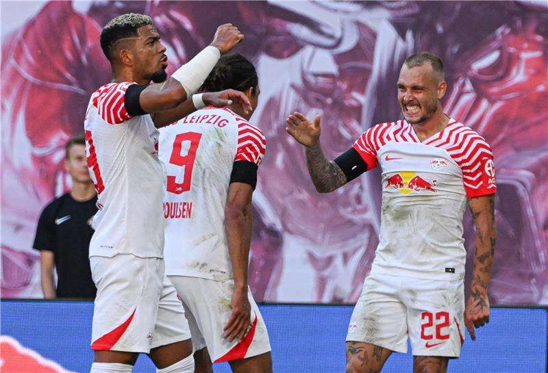 من مواجهة لايبزيج وأوجسبورج