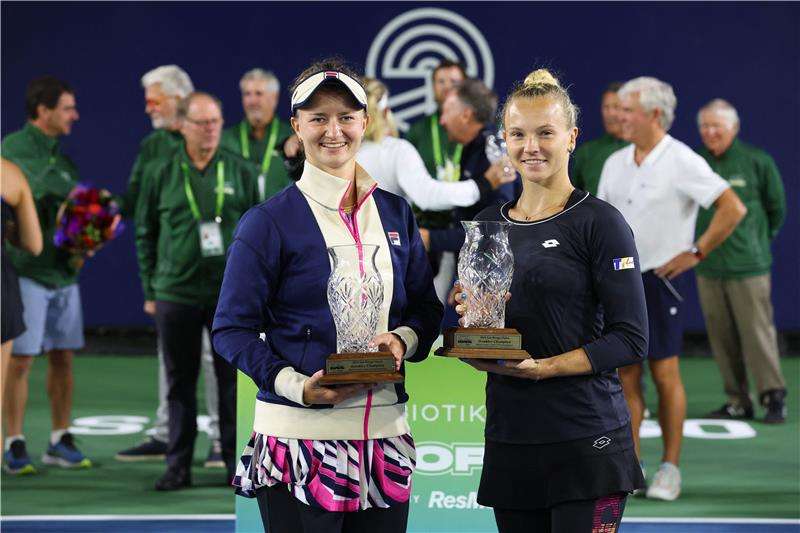 من تتويج باربورا كرجتشكيوفا