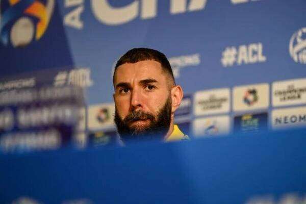 كريم بنزيما