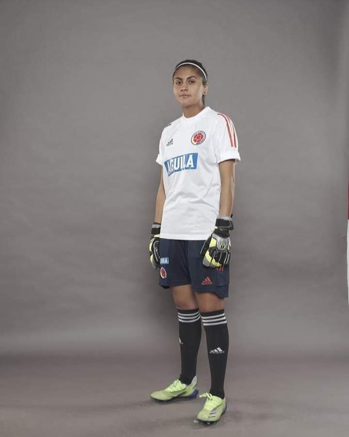 الكولومبية فالنتينا جونزاليس