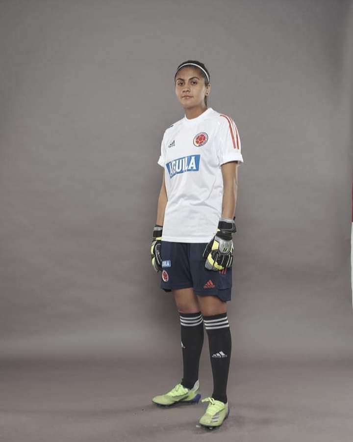 الكولومبية فالنتينا جونزاليس