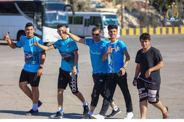 جماهير الفيصلي متوجهة إلى الملعب