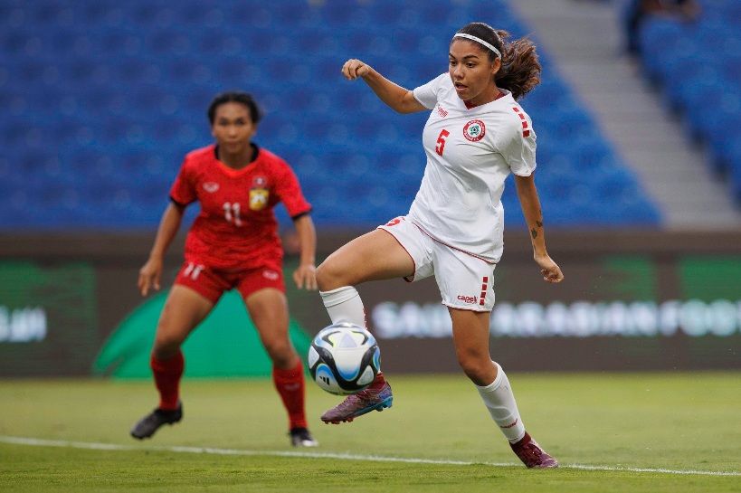 اللبنانية وعد رعد ضد لاوس