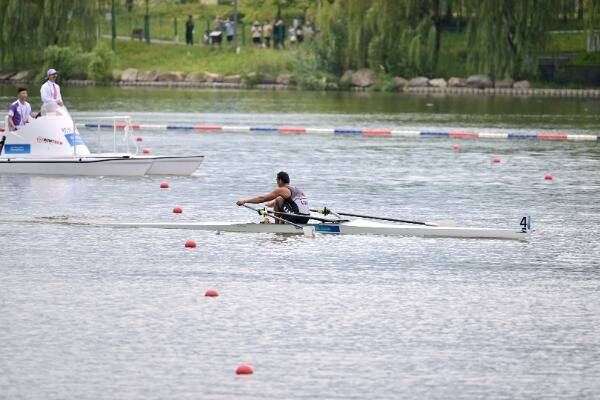 من السباقات