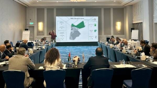من الاجتماع