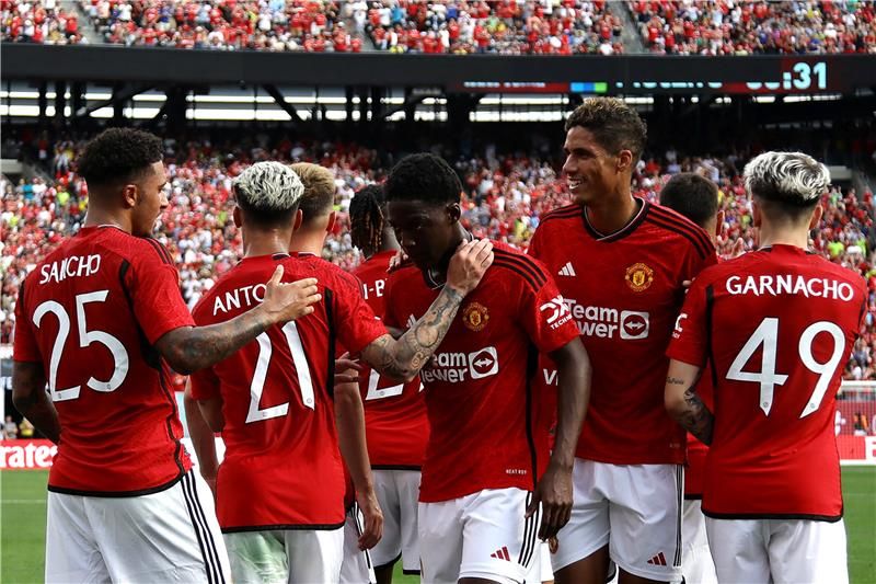 لاعبو مانشستر يونايتد