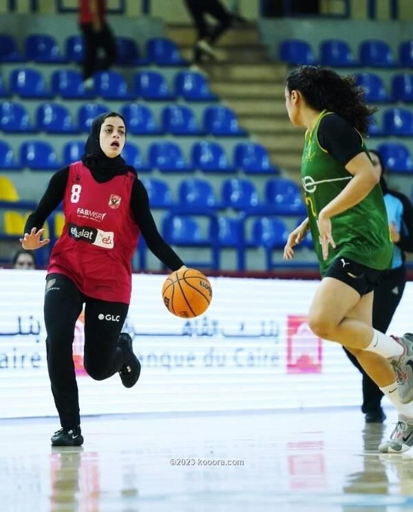 ثريا محمد لاعبة الأهلي