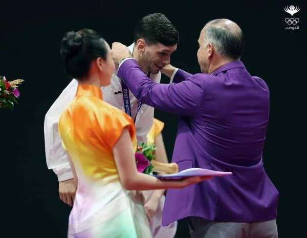 الأمير فيصل يتوج الحلواني