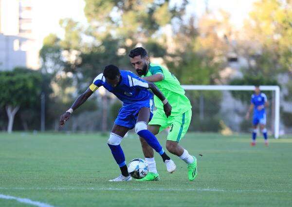 سليمان العبيد نجم الشاطئ