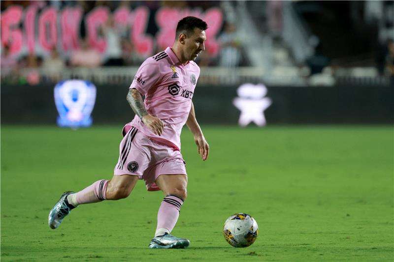 ليونيل ميسي