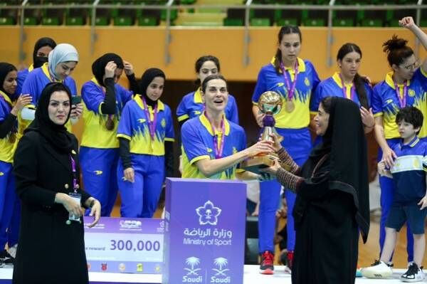 من مراسم التتويج