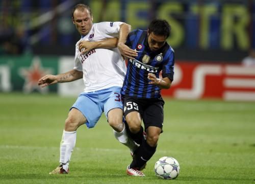 2011-09-14t203009z_01_sre102_rtridsp_3_soccer-champions_reuters