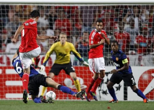 2011-09-14t204540z_01_jmr03_rtridsp_3_soccer-champions_reuters