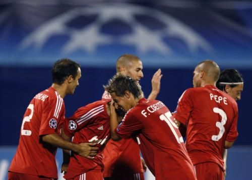 2011-09-14t215334z_01_nso101_rtridsp_3_soccer-champions_reuters